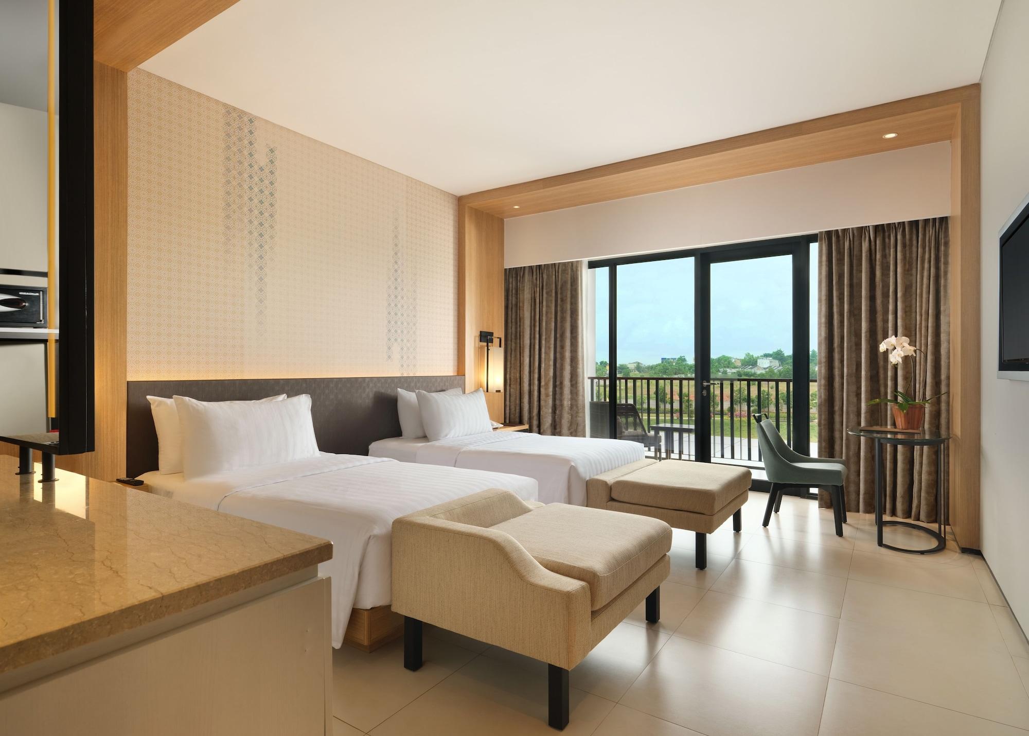 Hotel Santika Premiere Bandara Palembang Exterior foto